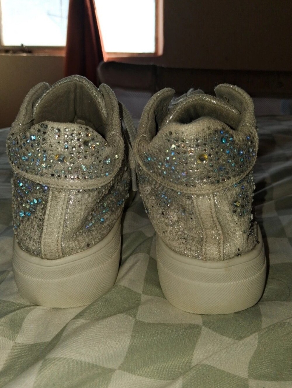 Shoes - Picture 4 of 7